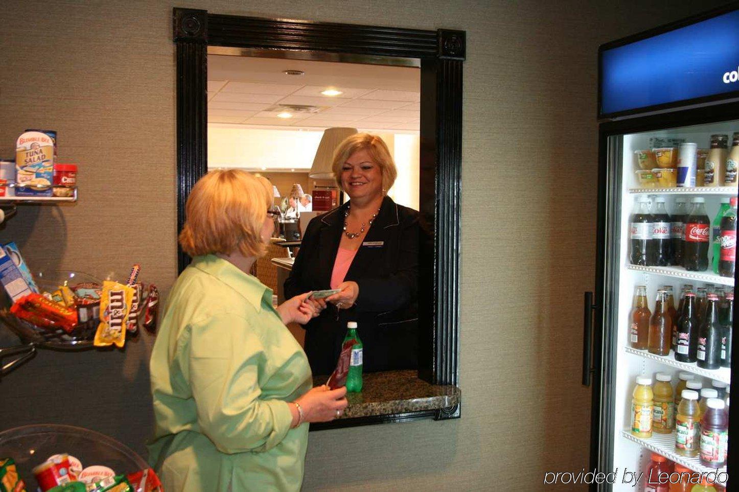 Hampton Inn & Suites Birmingham Airport Area Irondale Instalações foto